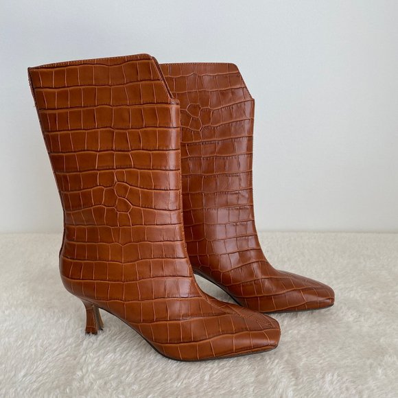 Sam Edelman NWOT women's Lolita Leather Pull-on Ankle Boot, Crocodile, Brown 7.5 - Picture 3 of 9